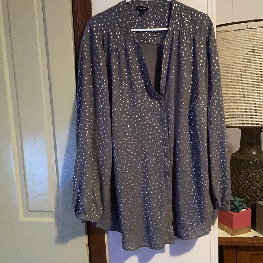 Torrid grey and silver button down top